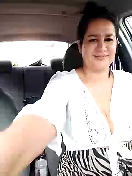 keilymadam online show from December 2024 01:34:02 PM