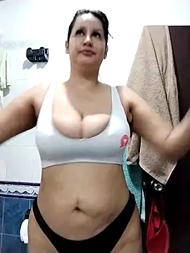 Snapshot of keilymadam chatting on March 2026 12:39:02 PM keilymadam online show from March 2026 12:39:02 PM