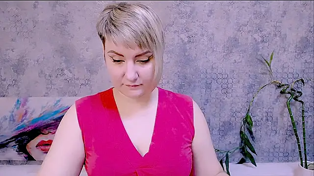 Djullia online show from November 2025 06:46:02 AM