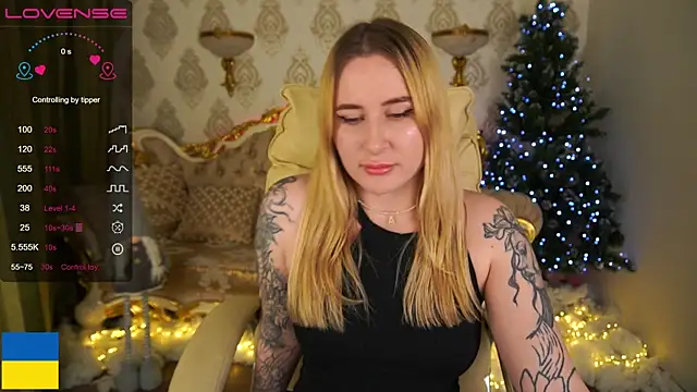 Snapshot of ArolinaNight chatting on January 2025 07:20:01 AM ArolinaNight online show from January 2025 07:20:01 AM