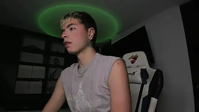 Snapshot of _morghan_ chatting on January 2025 04:54:02 AM  morghan  online show from January 2025 04:54:02 AM