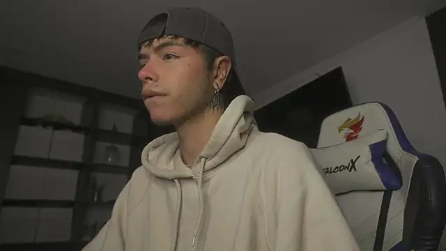 Snapshot of _morghan_ chatting on March 2025 08:05:01 AM  morghan  online show from March 2025 08:05:01 AM