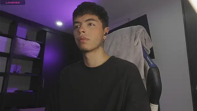 Snapshot of _morghan_ chatting on September 2025 08:03:02 AM  morghan  online show from September 2025 08:03:02 AM