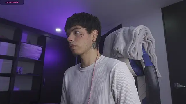 Snapshot of _morghan_ chatting on October 2025 09:04:02 PM  morghan  online show from October 2025 09:04:02 PM