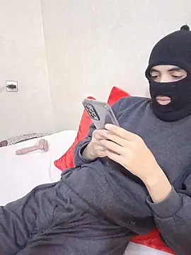 arabqueen online show from November 2025 09:30:02 PM