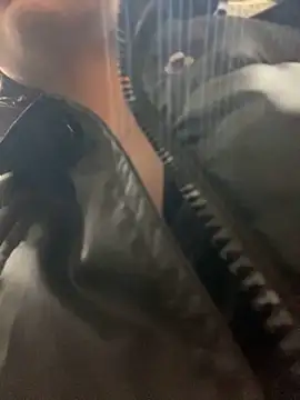 KrisMagnoly online show from February 2025 06:05:02 PM