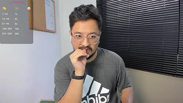 DaviidEvans  online show from December 2024 10:22:01 PM