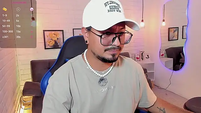 DaviidEvans  online show from September 2025 02:28:01 PM