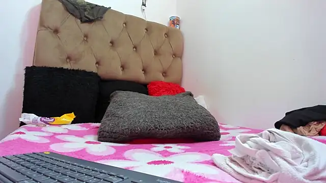 Aries Mature online show from February 2025 07:25:02 PM