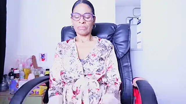 Aries Mature online show from July 2026 01:01:01 AM