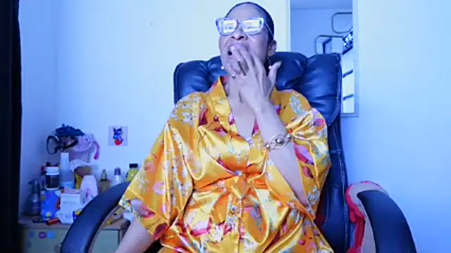 Aries Mature online show from July 2026 01:11:01 AM