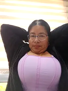 Snapshot of __valentina18 chatting on February 2025 01:39:02 PM   valentina18 online show from February 2025 01:39:02 PM