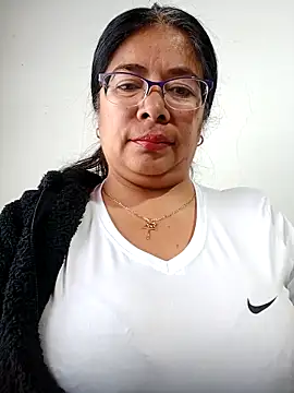 Snapshot of __valentina18 chatting on March 2025 01:20:01 PM   valentina18 online show from March 2025 01:20:01 PM