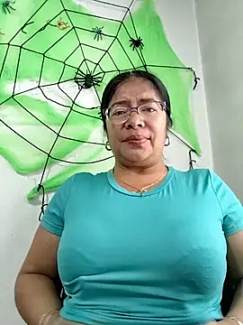 Snapshot of __valentina18 chatting on October 2025 01:09:01 PM   valentina18 online show from October 2025 01:09:01 PM