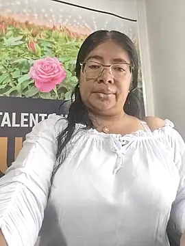   valentina18 online show from April 2026 01:22:01 PM