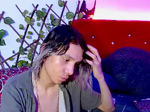 Snapshot of LAICK_01 chatting on December 2024 09:01:01 PM LAICK 01 online show from December 2024 09:01:01 PM