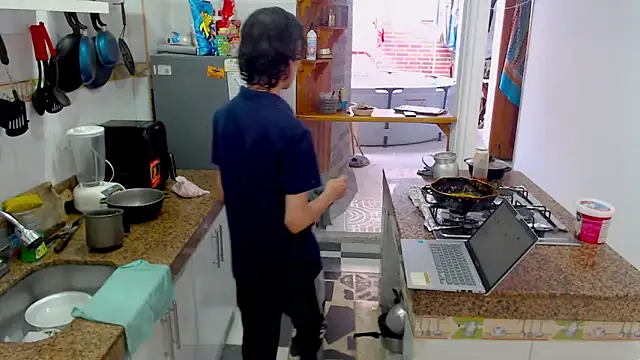 LAICK 01 online show from November 2025 07:14:02 PM