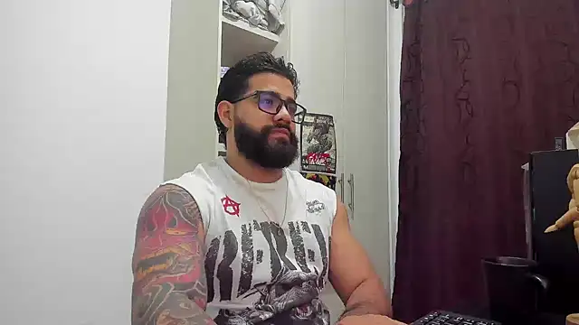 Snapshot of _Coddygold_ chatting on May 2026 12:52:02 AM Coddygold online show from May 2026 12:52:02 AM