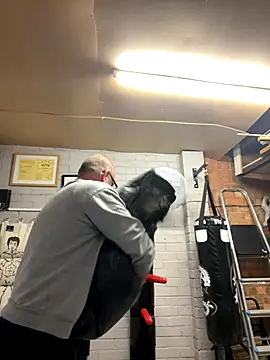 Snapshot of Garry831 chatting on November 2025 11:45:01 AM Garry831 online show from November 2025 11:45:01 AM