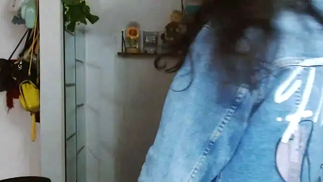 Nikkykora15 online show from March 2025 10:05:01 PM