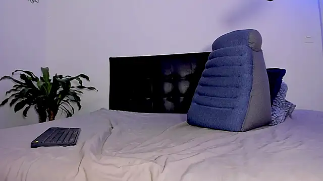 Eiden allenx online show from February 2025 08:46:01 AM