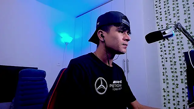 Eiden allenx online show from February 2025 04:14:02 AM