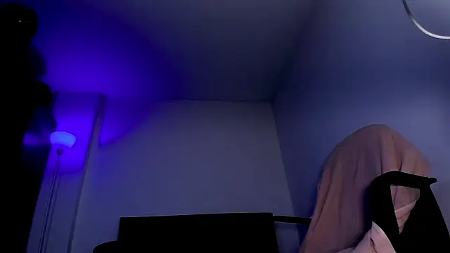 Eiden allenx online show from March 2026 03:06:02 AM