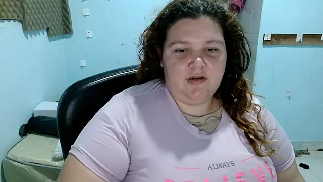 squirt322bbw online show from October 2025 07:01:02 PM