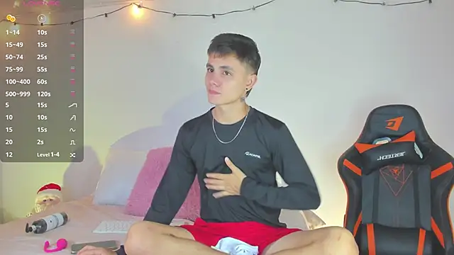 DustinLevine online show from December 2024 06:38:02 PM