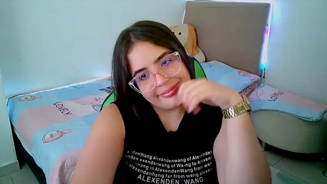 Snapshot of _alicia_z chatting on February 2025 09:14:01 PM alicia z online show from February 2025 09:14:01 PM