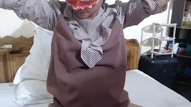 Beauty Asian Tina online show from February 2026 08:43:01 PM