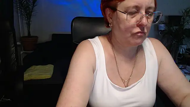 JoannaAndNeighbour online show from November 2025 10:24:01 AM