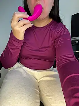 ImpressYouDaily online show from November 2025 06:52:01 PM