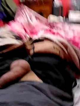 ynose2 online show from November 2025 04:18:01 PM