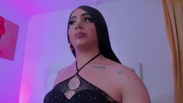 Snapshot of Lulu_exotic1 chatting on January 2025 01:13:01 PM Lulu exotic1 online show from January 2025 01:13:01 PM