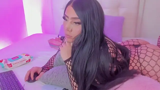 Snapshot of Lulu_exotic1 chatting on January 2025 12:48:01 PM Lulu exotic1 online show from January 2025 12:48:01 PM