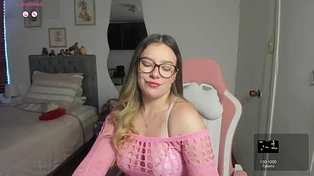 Snapshot of samysweet_8 chatting on July 2026 09:25:02 PM samysweet 8 online show from July 2026 09:25:02 PM
