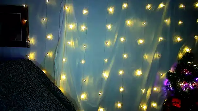 Victoria Marks online show from December 2024 04:43:02 AM