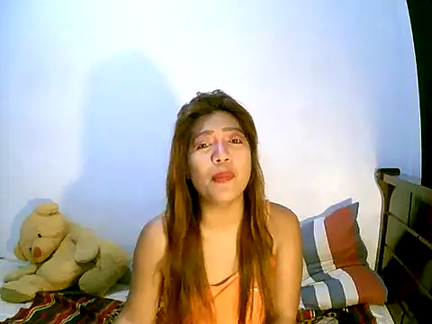 Snapshot of sweetvirginia01 chatting on February 2025 12:35:01 AM sweetvirginia01 online show from February 2025 12:35:01 AM