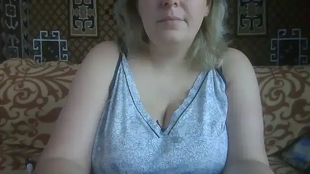 Diana Britt online show from November 2025 07:58:01 AM