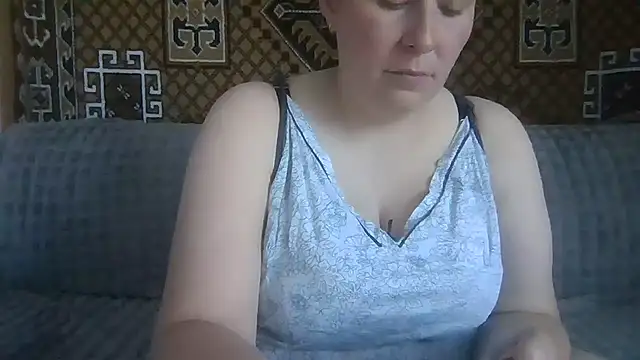 Snapshot of Diana_Britt chatting on June 2026 06:57:01 AM Diana Britt online show from June 2026 06:57:01 AM