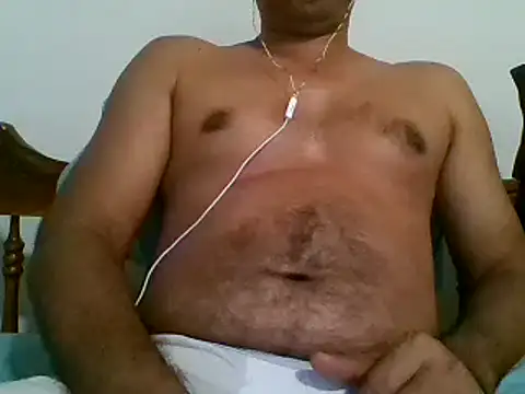 Snapshot of bbccol1 chatting on December 2024 04:04:02 AM bbccol1 online show from December 2024 04:04:02 AM