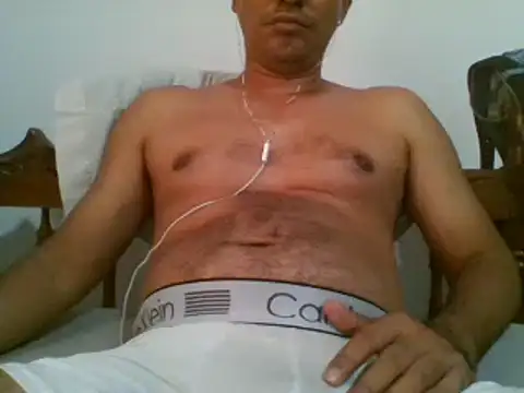 Snapshot of bbccol1 chatting on February 2025 06:56:02 PM bbccol1 online show from February 2025 06:56:02 PM