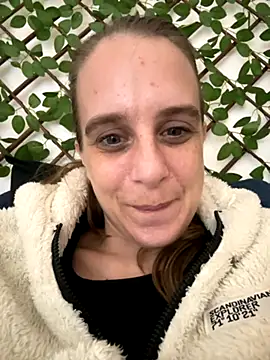 LadyChantale online show from November 2025 06:13:01 AM