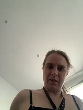LadyChantale online show from May 2026 05:26:01 AM