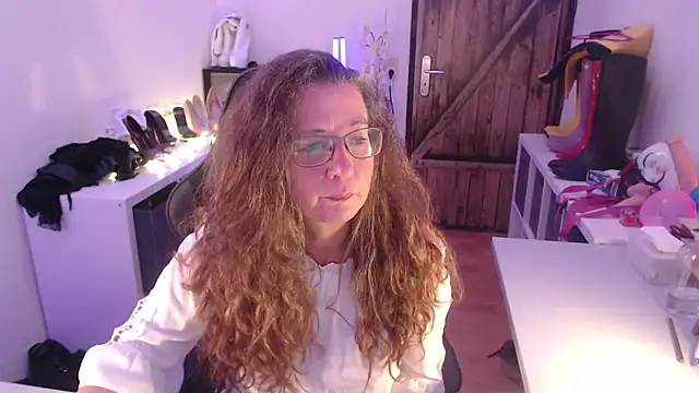 Snapshot of GeilesLuder75 chatting on May 2026 03:07:02 PM GeilesLuder75 online show from May 2026 03:07:02 PM