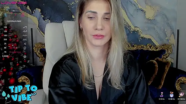 Snapshot of CassandraGood chatting on December 2024 08:44:02 PM CassandraGood online show from December 2024 08:44:02 PM