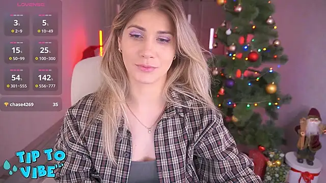 Snapshot of CassandraGood chatting on December 2024 03:03:02 AM CassandraGood online show from December 2024 03:03:02 AM