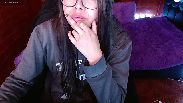 MidoriQuiinn online show from March 2026 02:11:02 PM