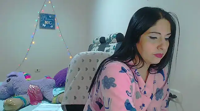 sahtlove1 online show from December 2024 03:02:02 AM